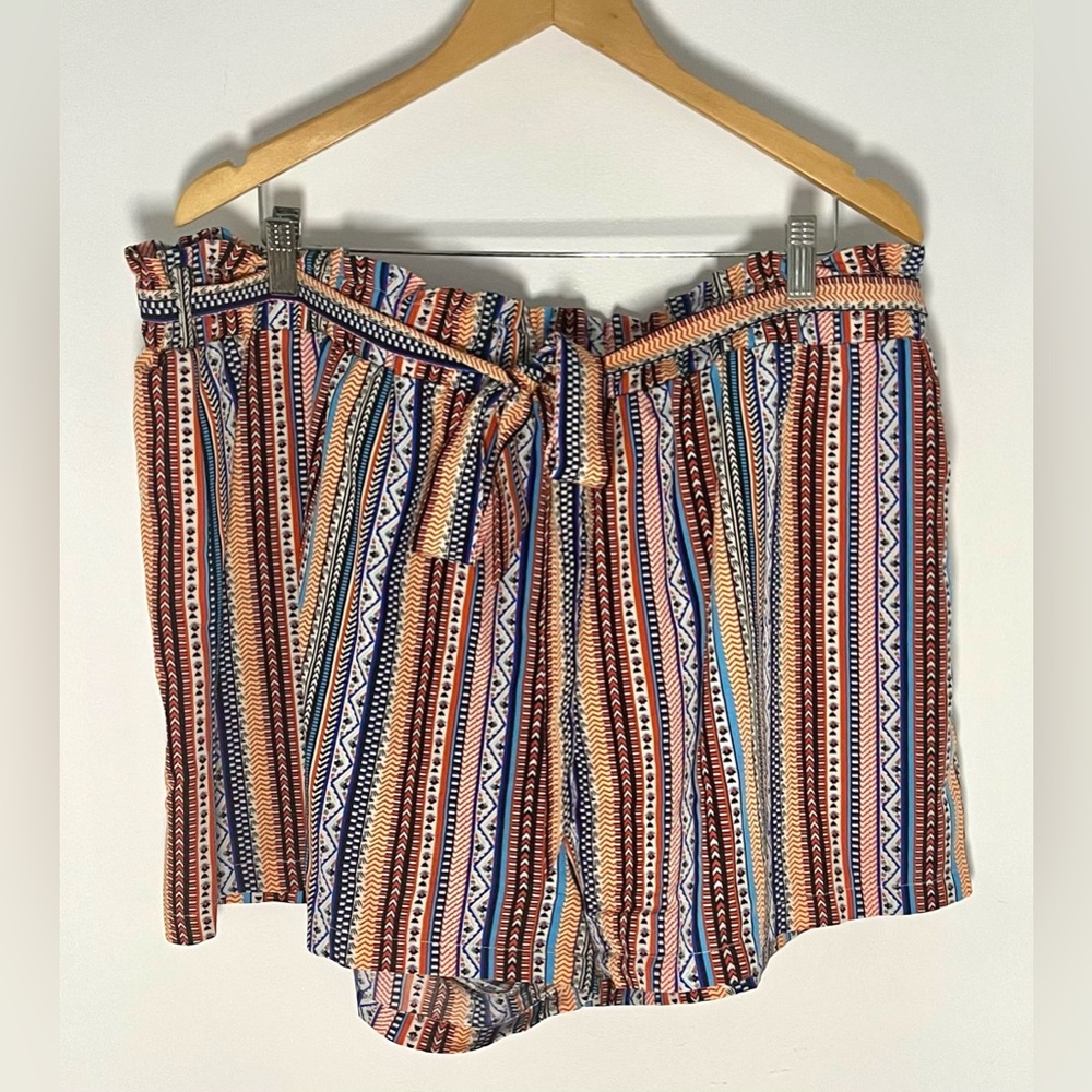 EUC 4X Shein Curve Belted Stripped Multicolored Shorts - Picture 4 of 7